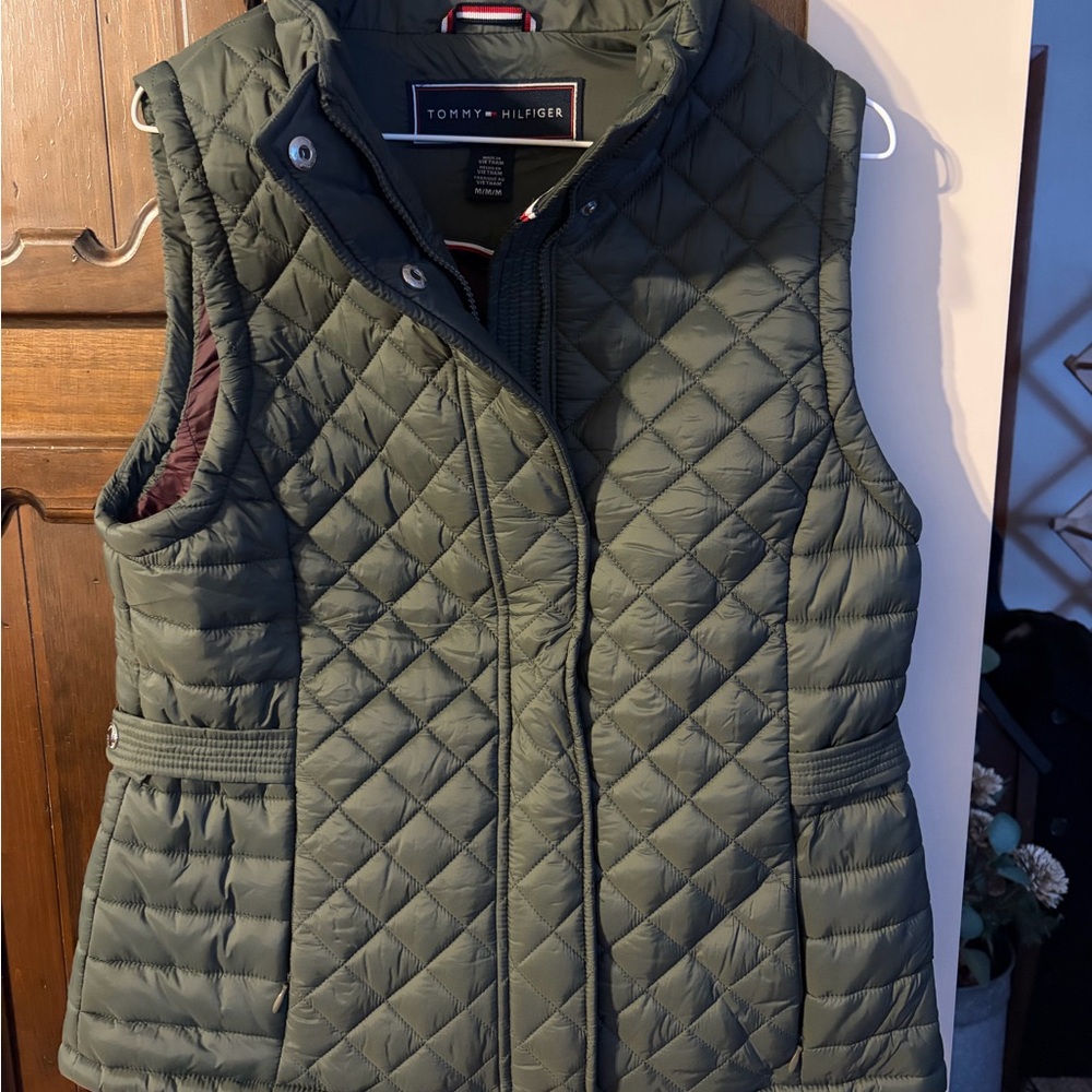 Tommy Hilfiger Women's Olive Quilted Vest